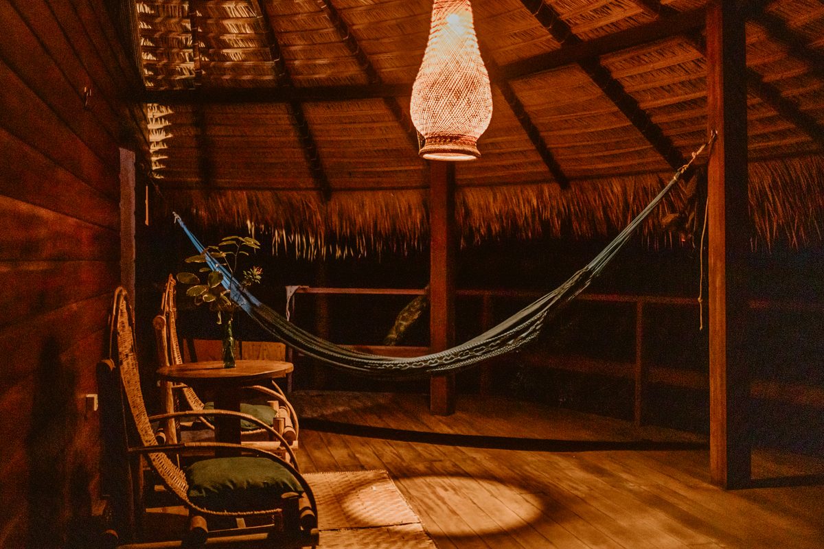 Interior da cabana — Villa Arapiuns